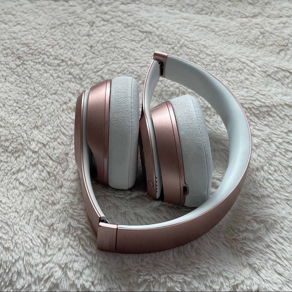 BEATS SOLO2 Wireless - Picture 9 of 11